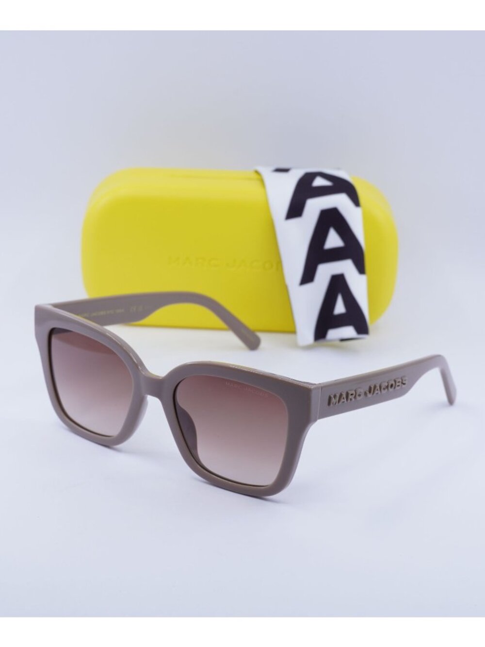 Marc Jacobs MARC 658/S 010A HA Square Sunglasses - Beige/ Brown Gradient